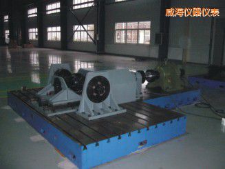 威海微機(jī)控制驅(qū)動橋總成扭轉(zhuǎn)試驗機(jī)